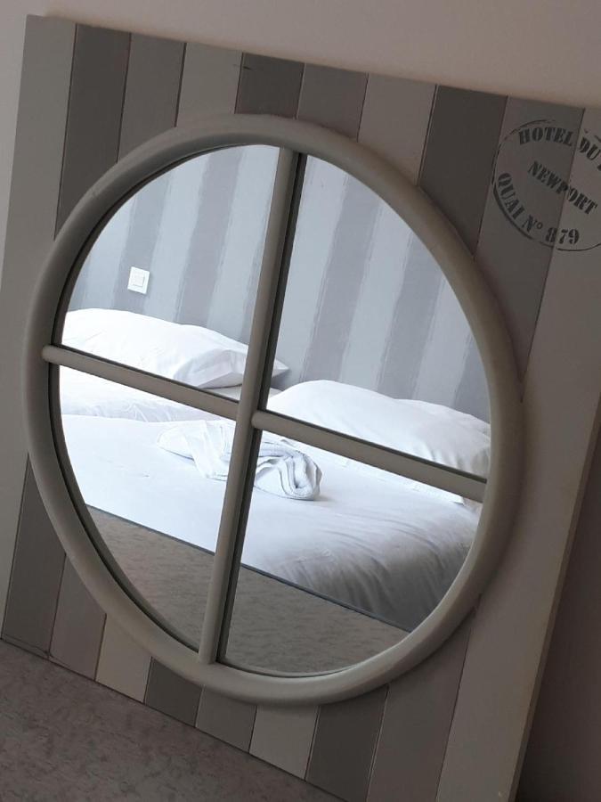 Le Grand Hotel De La Marine "Face A La Mer" Port-en-Bessin-Huppain Luaran gambar