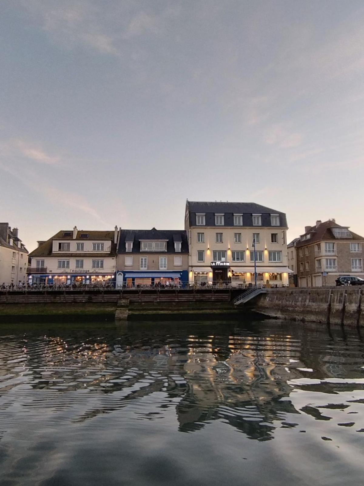 Le Grand Hotel De La Marine "Face A La Mer" Port-en-Bessin-Huppain Luaran gambar